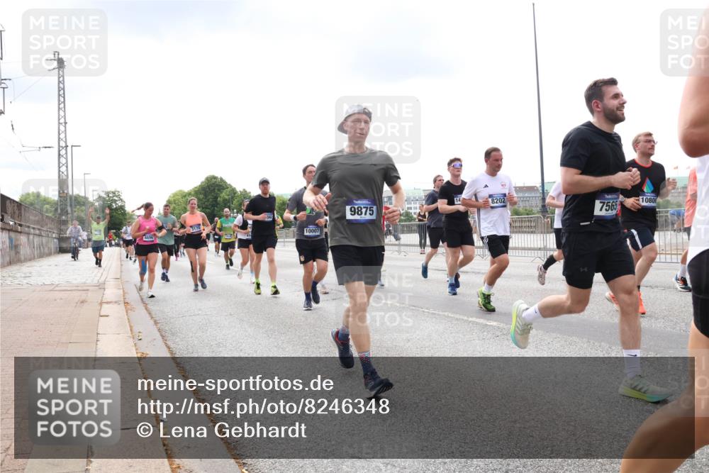 29.06.2025 - hella hamburg halbmarathon Lena Gebhardt http://msf.ph/oto/8246348 29.06.2025 10:34:00 Lombardsbrücke 1189, 1275, 1417, 1705, 1787, 1896, 2265, 2342, 2464, 2482, 2496, 2526, 2776, 2933, 3145, 3170, 3264, 3340, 3345, 3560, 3829, 3848, 4361, 4433, 4449, 4479, 4696, 4807, 4942, 5075, 5096, 5141, 5557, 5561, 5566, 5569, 5584, 5691, 5821, 5822, 5887, 6109, 6364, 6515, 6516, 6854, 6956, 6999, 7027, 7324, 7329, 7565, 7653, 8021, 8157, 8202, 8277, 8282, 8349, 8375, 8377, 8383, 8401, 9094, 9234, 9438, 9799, 9875, 9995, 10007, 10071, 10360, 10561, 11811 meine-sportfotos.de
