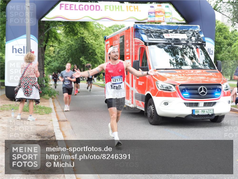 29.06.2025 - hella hamburg halbmarathon MichiJ http://msf.ph/oto/8246391 29.06.2025 10:51:06 Zwischen KM18-KM19 1851, 2698, 3572, 4120, 4985, 7333, 10824, 12177, 13939, 16395, 17730, 19241 meine-sportfotos.de