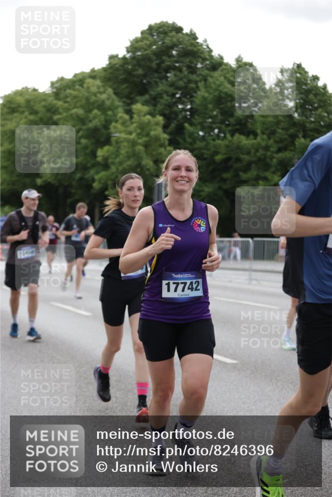 29.06.2025 - hella hamburg halbmarathon Jannik Wohlers http://msf.ph/oto/8246396 29.06.2025 10:30:35 Lombardsbrücke 1472, 1773, 2097, 2268, 2505, 3131, 6195, 6556, 6620, 6787, 7351, 8757, 9576, 10989, 11981, 11988, 12384, 12627, 14095, 14803, 15466, 15589, 17224, 17463, 17742, 17966, 19052, 19226 meine-sportfotos.de