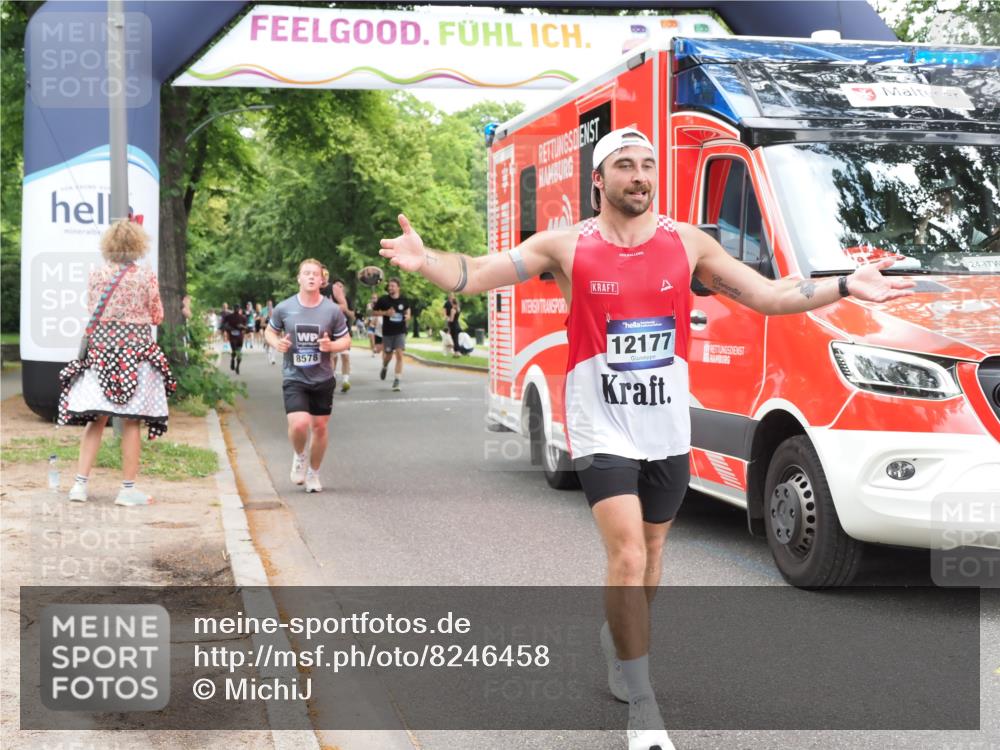 29.06.2025 - hella hamburg halbmarathon MichiJ http://msf.ph/oto/8246458 29.06.2025 10:51:06 Zwischen KM18-KM19 1851, 2698, 3572, 4120, 4985, 7333, 10824, 12177, 13939, 16395, 17730, 19241 meine-sportfotos.de