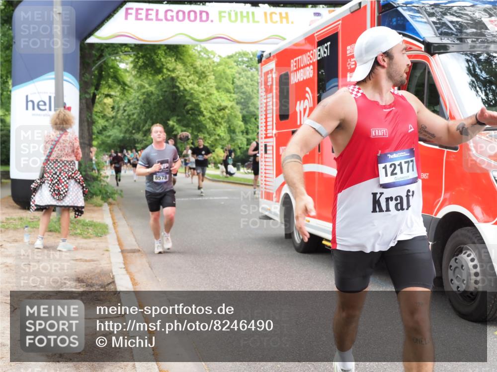 29.06.2025 - hella hamburg halbmarathon MichiJ http://msf.ph/oto/8246490 29.06.2025 10:51:07 Zwischen KM18-KM19 2698, 3572, 4120, 8578, 10824, 12177, 13939, 16395, 16639, 17730, 19241 meine-sportfotos.de