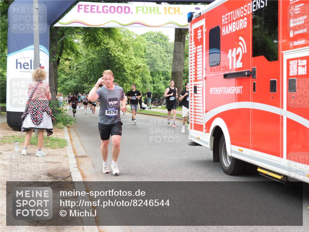 29.06.2025 - hella hamburg halbmarathon MichiJ http://msf.ph/oto/8246544 29.06.2025 10:51:07 Zwischen KM18-KM19 2698, 3572, 4120, 8578, 10824, 12177, 13939, 16395, 16639, 17730, 19241 meine-sportfotos.de