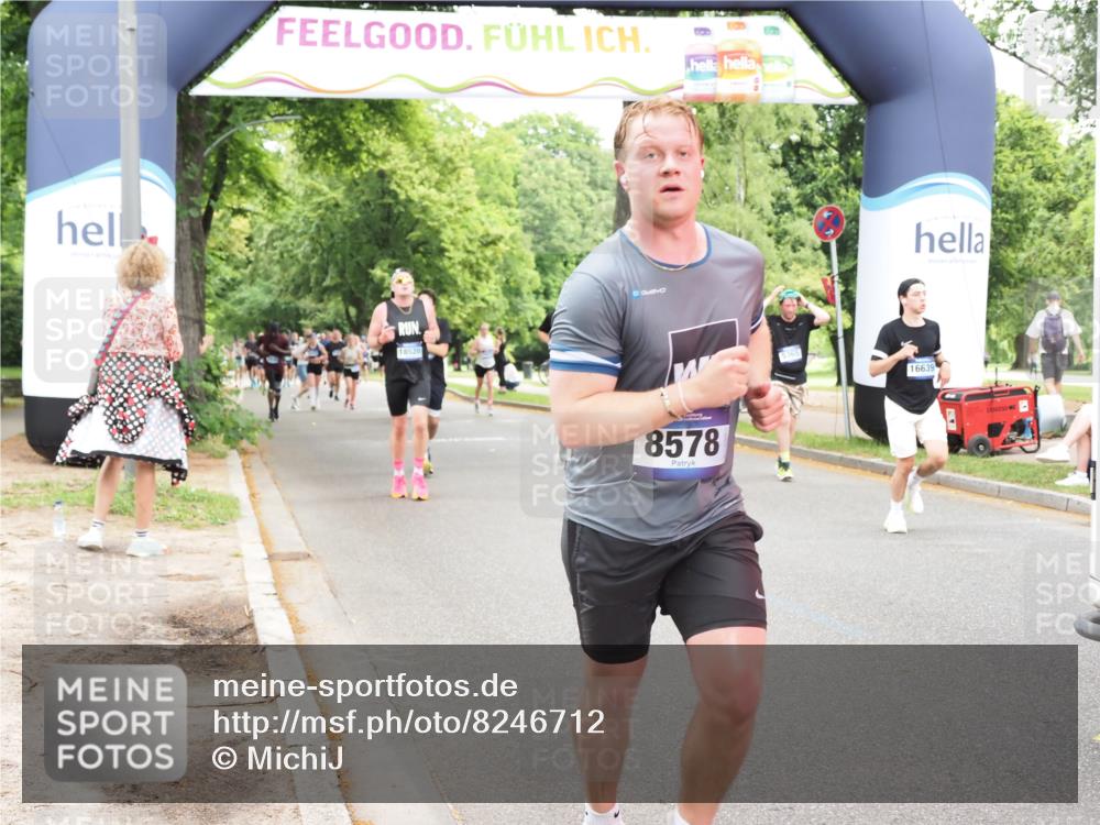 29.06.2025 - hella hamburg halbmarathon MichiJ http://msf.ph/oto/8246712 29.06.2025 10:51:09 Zwischen KM18-KM19 2698, 3572, 4120, 5354, 5365, 8578, 9680, 10694, 12177, 13939, 16639, 17730, 18520 meine-sportfotos.de