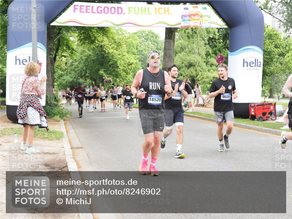 29.06.2025 - hella hamburg halbmarathon MichiJ http://msf.ph/oto/8246902 29.06.2025 10:51:11 Zwischen KM18-KM19 2698, 5354, 5365, 8578, 9680, 10694, 12177, 16639, 18520 meine-sportfotos.de