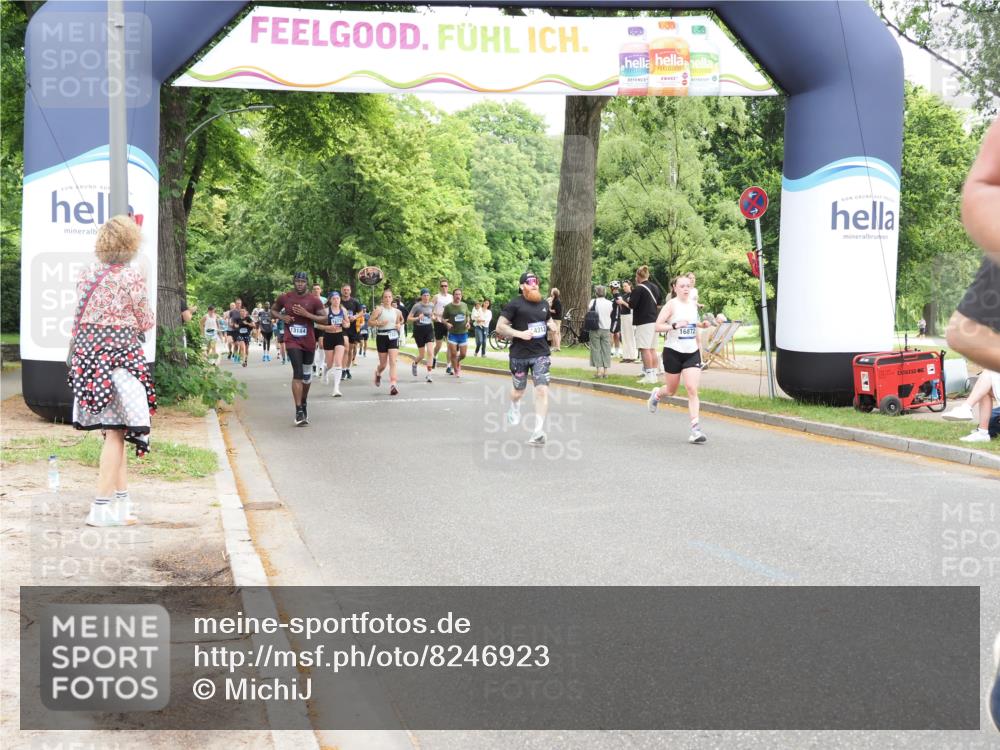 29.06.2025 - hella hamburg halbmarathon MichiJ http://msf.ph/oto/8246923 29.06.2025 10:51:13 Zwischen KM18-KM19 5354, 5365, 8578, 9680, 10694, 12177, 14313, 16639, 16872, 18520 meine-sportfotos.de