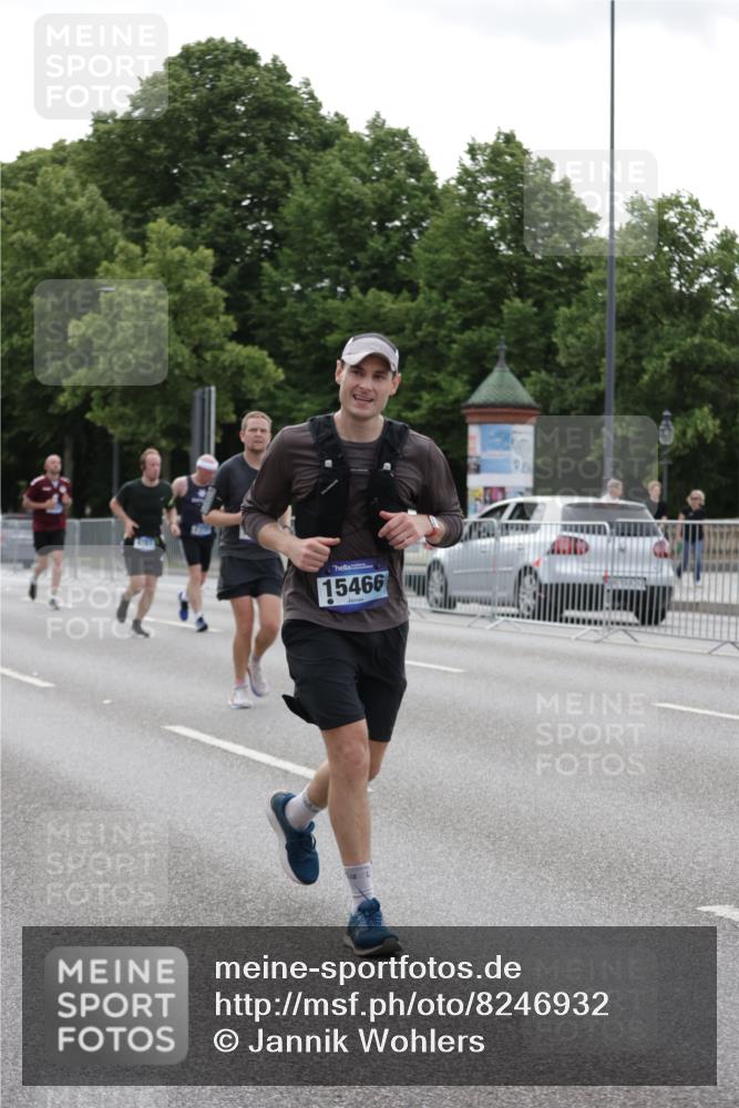 29.06.2025 - hella hamburg halbmarathon Jannik Wohlers http://msf.ph/oto/8246932 29.06.2025 10:30:37 Lombardsbrücke 1472, 1773, 2097, 2268, 2505, 3131, 4561, 6195, 6620, 6787, 7351, 8757, 9576, 10989, 11981, 11988, 12384, 12627, 14095, 14803, 15466, 15589, 17224, 17463, 17509, 17742, 17966, 19052, 19226 meine-sportfotos.de