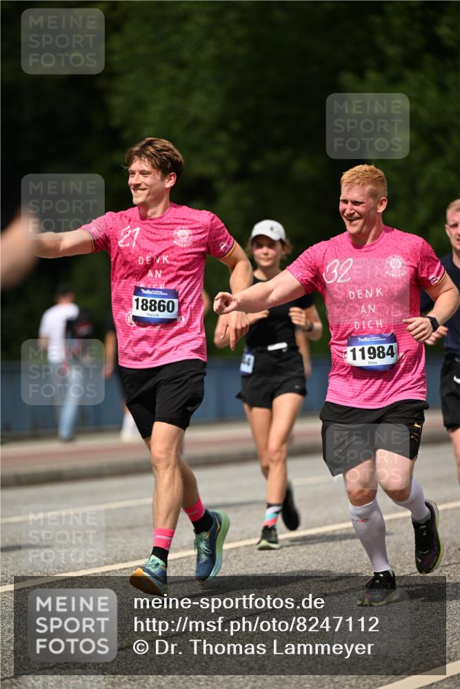 29.06.2025 - hella hamburg halbmarathon Dr. Thomas Lammeyer http://msf.ph/oto/8247112 29.06.2025 10:34:43 Kennedybrücke 1773, 2097, 2302, 2505, 2569, 6556, 6620, 6626, 7071, 7351, 7517, 8792, 9095, 9576, 9830, 9937, 10322, 10989, 10996 meine-sportfotos.de
