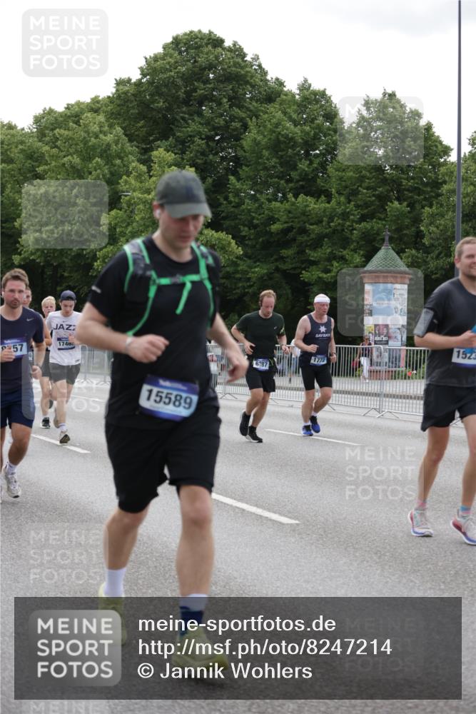29.06.2025 - hella hamburg halbmarathon Jannik Wohlers http://msf.ph/oto/8247214 29.06.2025 10:30:39 Lombardsbrücke 1773, 2097, 2268, 3131, 4561, 6195, 6620, 6787, 7351, 8757, 9576, 10989, 11981, 11988, 12384, 12627, 14095, 14803, 15466, 15589, 17224, 17463, 17509, 17742, 17966, 19052, 19226 meine-sportfotos.de