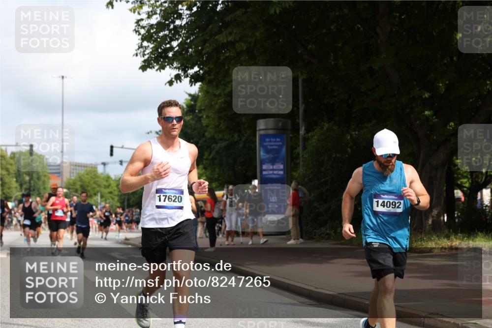 29.06.2025 - hella hamburg halbmarathon Yannick Fuchs http://msf.ph/oto/8247265 29.06.2025 10:35:15 20KM 1677, 1882, 1912, 2324, 2568, 2949, 3332, 4843, 4889, 5007, 5014, 5026, 5050, 5410, 5745, 5916, 6080, 6429, 7080, 7284, 8074, 8370, 8465, 8629, 8966, 9979, 10369, 10934, 10968, 10978, 11767, 11959, 12365, 13029, 13158, 13667, 14092, 14820, 15164, 15493, 15542, 15689, 16201, 16249, 16347, 16599, 17214, 17620, 17724, 17971, 18173, 18192, 18399 meine-sportfotos.de
