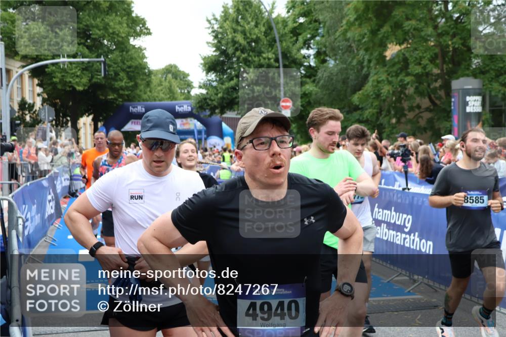 29.06.2025 - hella hamburg halbmarathon Zöllner http://msf.ph/oto/8247267 29.06.2025 10:57:25 Ziel 2417, 5926, 6272, 8585, 9450, 9727, 9934, 12014, 12590, 13394, 13664, 15229, 16625, 16830, 17160, 17779, 17828 meine-sportfotos.de