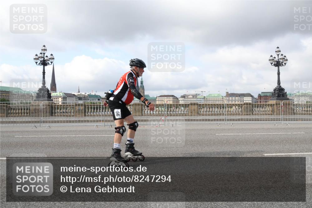 29.06.2025 - hella hamburg halbmarathon Lena Gebhardt http://msf.ph/oto/8247294 29.06.2025 09:02:41 Lombardsbrücke  meine-sportfotos.de
