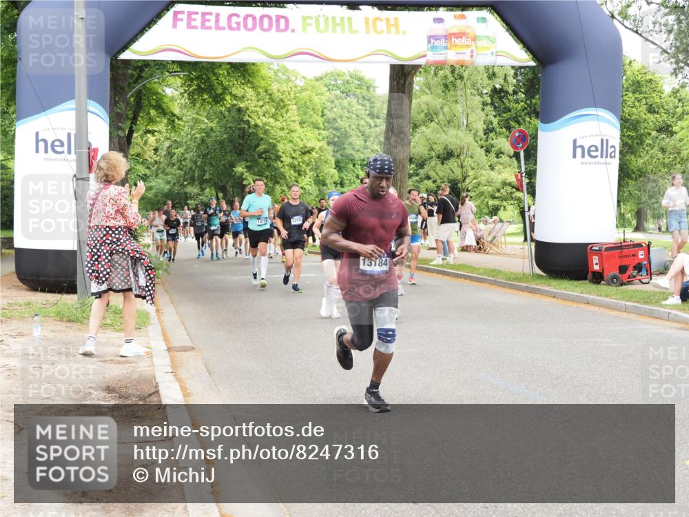 29.06.2025 - hella hamburg halbmarathon MichiJ http://msf.ph/oto/8247316 29.06.2025 10:51:17 Zwischen KM18-KM19 5354, 5365, 9680, 10694, 12211, 12212, 12837, 13184, 14313, 16872 meine-sportfotos.de