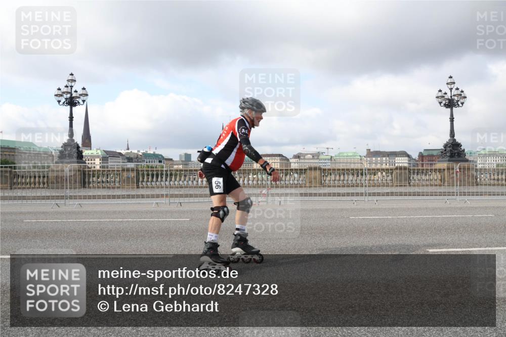 29.06.2025 - hella hamburg halbmarathon Lena Gebhardt http://msf.ph/oto/8247328 29.06.2025 09:02:41 Lombardsbrücke  meine-sportfotos.de