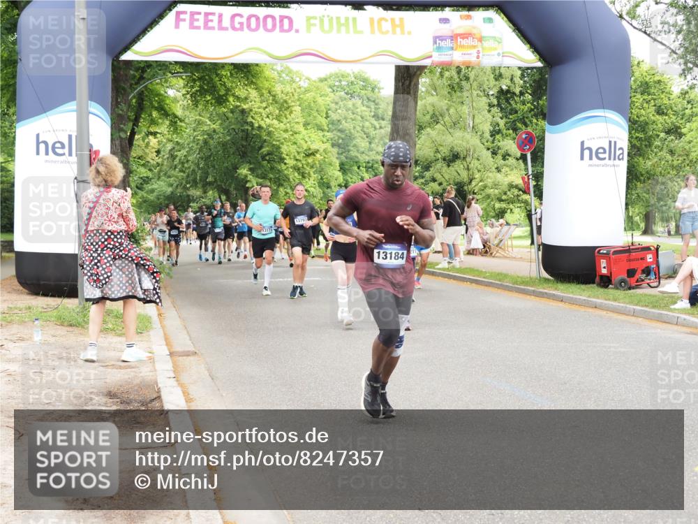 29.06.2025 - hella hamburg halbmarathon MichiJ http://msf.ph/oto/8247357 29.06.2025 10:51:17 Zwischen KM18-KM19 5354, 5365, 9680, 10694, 12211, 12212, 12837, 13184, 14313, 16872 meine-sportfotos.de
