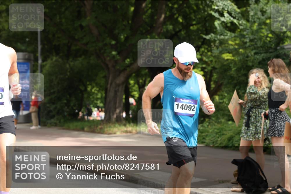 29.06.2025 - hella hamburg halbmarathon Yannick Fuchs http://msf.ph/oto/8247581 29.06.2025 10:35:16 20KM 1677, 1882, 1912, 2324, 2568, 2949, 3332, 4634, 4843, 4889, 5007, 5014, 5026, 5050, 5410, 5745, 5916, 6429, 6683, 7080, 7284, 8074, 8370, 8465, 8629, 8966, 9979, 10369, 10934, 10968, 10978, 11767, 11959, 12365, 13029, 13158, 13667, 14092, 14820, 15164, 15493, 15542, 15689, 16201, 16249, 16347, 16599, 17214, 17620, 17724, 17971, 18173, 18192, 18399 meine-sportfotos.de