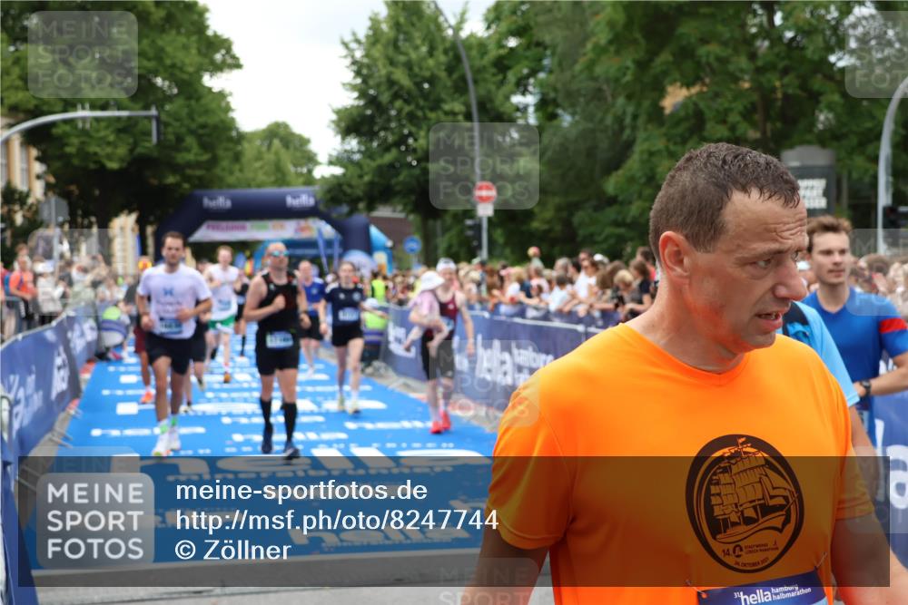 29.06.2025 - hella hamburg halbmarathon Zöllner http://msf.ph/oto/8247744 29.06.2025 10:57:30 Ziel 3435, 5926, 6272, 6281, 6302, 8393, 9727, 12144, 13245, 13394, 15695, 16093, 16830, 17160, 17758, 17828 meine-sportfotos.de