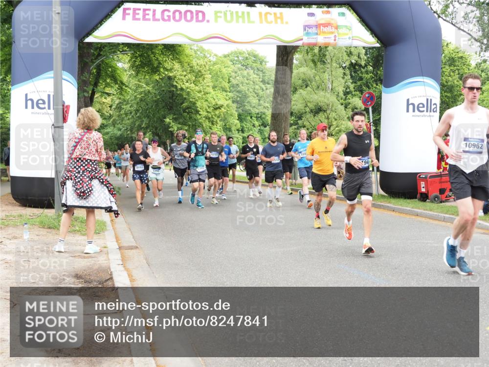 29.06.2025 - hella hamburg halbmarathon MichiJ http://msf.ph/oto/8247841 29.06.2025 10:51:21 Zwischen KM18-KM19 1194, 8561, 10962, 12211, 12212, 12837, 13171, 13184, 13793, 14313, 16095, 16872 meine-sportfotos.de
