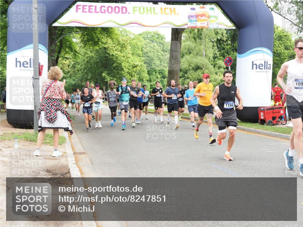 29.06.2025 - hella hamburg halbmarathon MichiJ http://msf.ph/oto/8247851 29.06.2025 10:51:22 Zwischen KM18-KM19 1194, 1702, 4542, 8561, 10962, 12211, 12212, 12837, 13171, 13184, 13793, 16095 meine-sportfotos.de