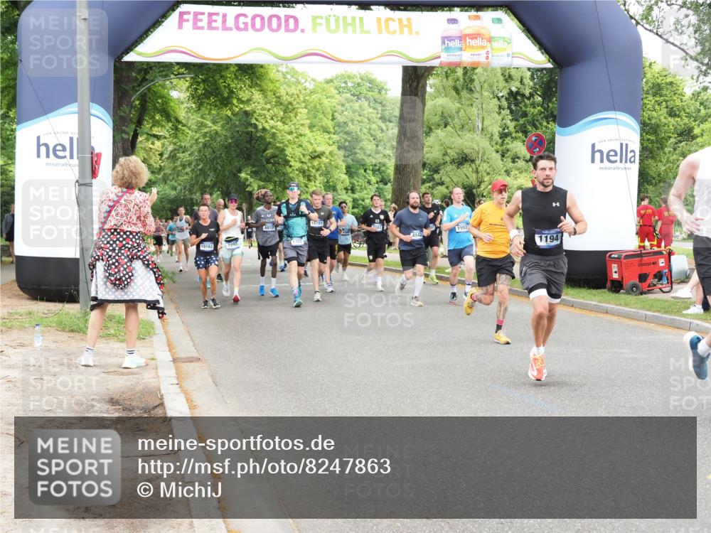 29.06.2025 - hella hamburg halbmarathon MichiJ http://msf.ph/oto/8247863 29.06.2025 10:51:22 Zwischen KM18-KM19 1194, 1702, 4542, 8561, 10962, 12211, 12212, 12837, 13171, 13184, 13793, 16095 meine-sportfotos.de