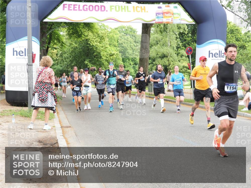 29.06.2025 - hella hamburg halbmarathon MichiJ http://msf.ph/oto/8247904 29.06.2025 10:51:22 Zwischen KM18-KM19 1194, 1702, 4542, 8561, 10962, 12211, 12212, 12837, 13171, 13184, 13793, 16095 meine-sportfotos.de