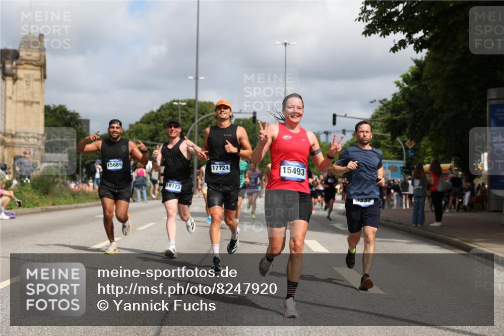 29.06.2025 - hella hamburg halbmarathon Yannick Fuchs http://msf.ph/oto/8247920 29.06.2025 10:35:19 20KM 1677, 1882, 1912, 2568, 2949, 3332, 4634, 4843, 4889, 5007, 5014, 5026, 5410, 5745, 6429, 6683, 7080, 7284, 7378, 8074, 8122, 8629, 8966, 9979, 10369, 10934, 10978, 11767, 11959, 12365, 13158, 13268, 13667, 14092, 14820, 15164, 15493, 15542, 15689, 16201, 16249, 16347, 16599, 17214, 17620, 17724, 17971, 18173, 18192, 18399 meine-sportfotos.de