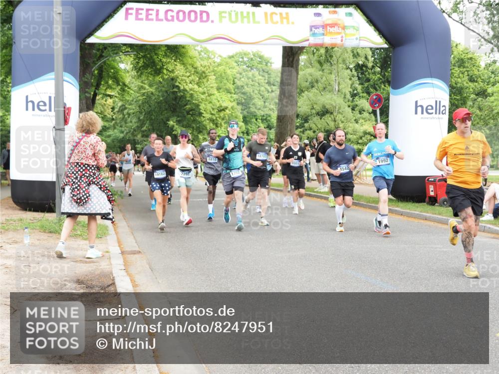 29.06.2025 - hella hamburg halbmarathon MichiJ http://msf.ph/oto/8247951 29.06.2025 10:51:23 Zwischen KM18-KM19 1194, 1702, 1992, 2979, 4542, 7081, 8520, 8561, 8810, 10962, 12211, 12212, 12837, 13171, 13793, 16095 meine-sportfotos.de