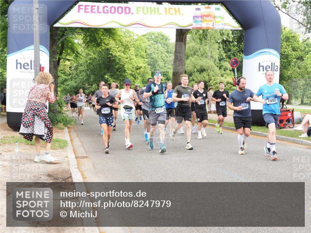 29.06.2025 - hella hamburg halbmarathon MichiJ http://msf.ph/oto/8247979 29.06.2025 10:51:24 Zwischen KM18-KM19 1194, 1702, 1992, 2979, 4542, 6907, 6908, 7081, 8520, 8561, 8810, 10962, 12837, 13171, 13793, 14176, 16095, 18707, 19162 meine-sportfotos.de