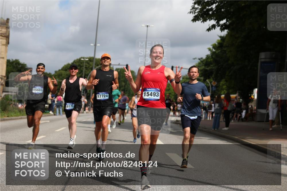 29.06.2025 - hella hamburg halbmarathon Yannick Fuchs http://msf.ph/oto/8248124 29.06.2025 10:35:20 20KM 1677, 1882, 1912, 2568, 2949, 3332, 4634, 4843, 4889, 5007, 5014, 5026, 5410, 5745, 6429, 6683, 7080, 7284, 7378, 8074, 8122, 8629, 8966, 9979, 10369, 10934, 10978, 11767, 11959, 12365, 13158, 13268, 13667, 14092, 14820, 15164, 15247, 15493, 15542, 15689, 16201, 16249, 16347, 16599, 17214, 17620, 17724, 17971, 18173, 18192, 18399 meine-sportfotos.de