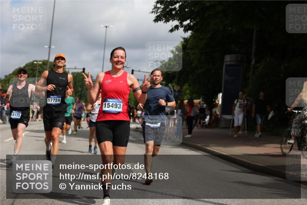 29.06.2025 - hella hamburg halbmarathon Yannick Fuchs http://msf.ph/oto/8248168 29.06.2025 10:35:20 20KM 1677, 1882, 1912, 2568, 2949, 3332, 4634, 4843, 4889, 5007, 5014, 5026, 5410, 5745, 6429, 6683, 7080, 7284, 7378, 8074, 8122, 8629, 8966, 9979, 10369, 10934, 10978, 11767, 11959, 12365, 13158, 13268, 13667, 14092, 14820, 15164, 15247, 15493, 15542, 15689, 16201, 16249, 16347, 16599, 17214, 17620, 17724, 17971, 18173, 18192, 18399 meine-sportfotos.de