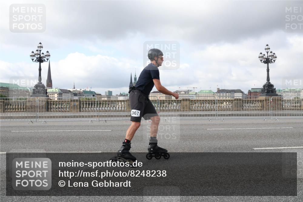 29.06.2025 - hella hamburg halbmarathon Lena Gebhardt http://msf.ph/oto/8248238 29.06.2025 09:02:44 Lombardsbrücke  meine-sportfotos.de