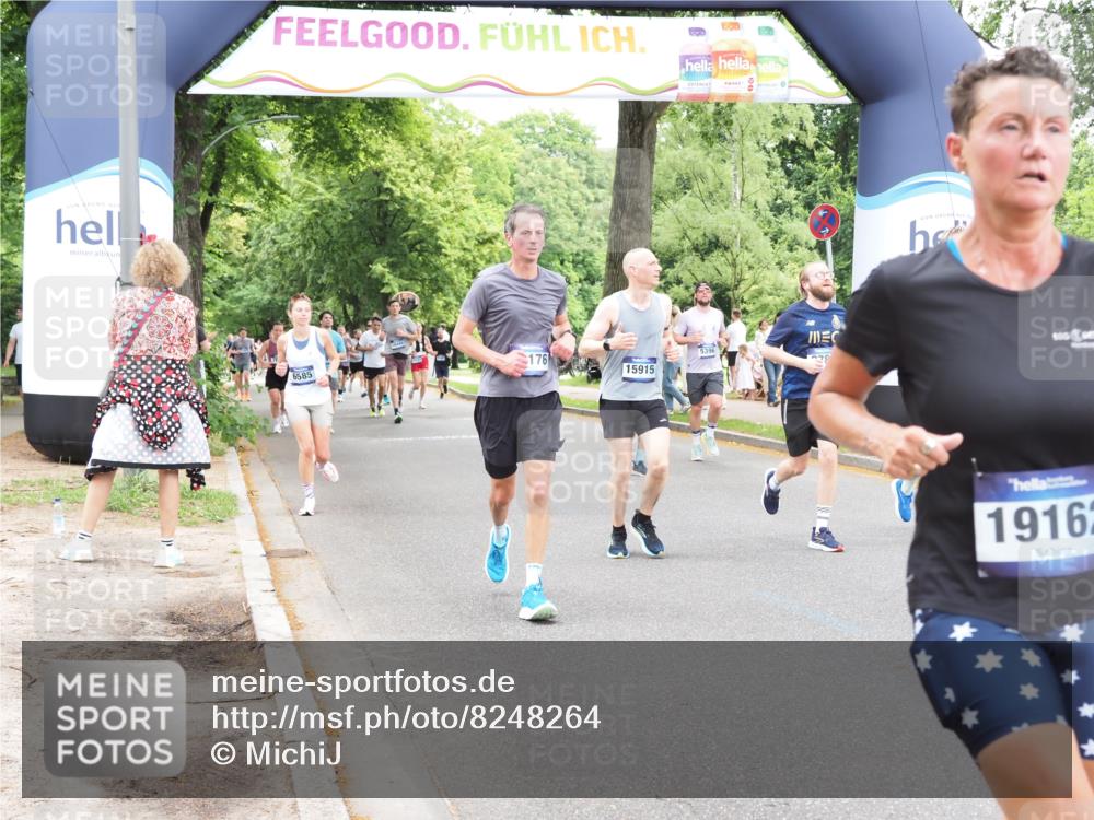29.06.2025 - hella hamburg halbmarathon MichiJ http://msf.ph/oto/8248264 29.06.2025 10:51:27 Zwischen KM18-KM19 1194, 1702, 1992, 2298, 2782, 2979, 4542, 6585, 6907, 6908, 7081, 8520, 8561, 8810, 9526, 10962, 14176, 15915, 18707, 19162 meine-sportfotos.de