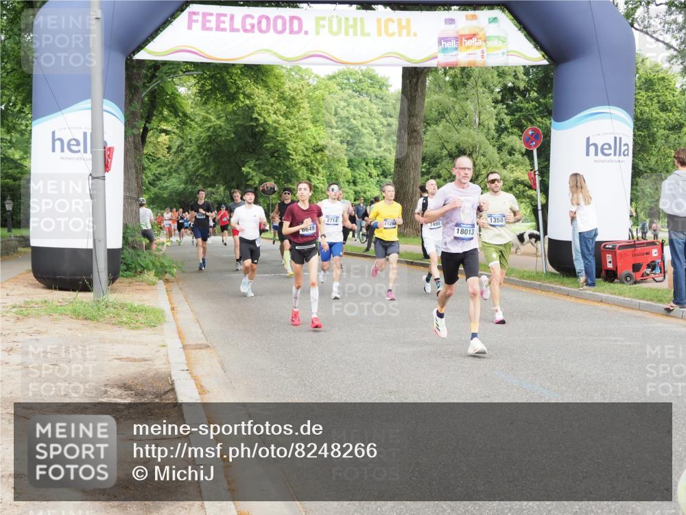 29.06.2025 - hella hamburg halbmarathon MichiJ http://msf.ph/oto/8248266 29.06.2025 10:28:39 Zwischen KM18-KM19 1358, 2573, 2714, 2972, 4565, 5709, 5803, 6649, 8370, 11284, 11714, 14077, 15421, 15689, 18013, 18979 meine-sportfotos.de