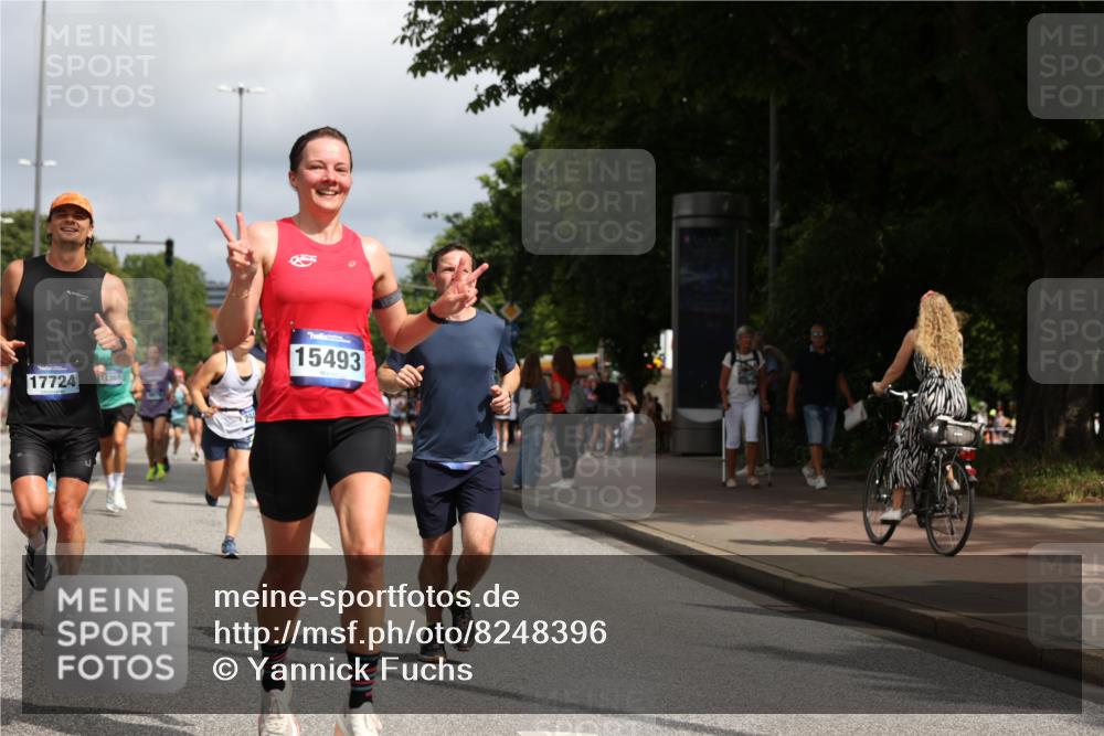 29.06.2025 - hella hamburg halbmarathon Yannick Fuchs http://msf.ph/oto/8248396 29.06.2025 10:35:20 20KM 1677, 1882, 1912, 2568, 2949, 3332, 4634, 4843, 4889, 5007, 5014, 5026, 5410, 5745, 6429, 6683, 7080, 7284, 7378, 8074, 8122, 8629, 8966, 9979, 10369, 10934, 10978, 11767, 11959, 12365, 13158, 13268, 13667, 14092, 14820, 15164, 15247, 15493, 15542, 15689, 16201, 16249, 16347, 16599, 17214, 17620, 17724, 17971, 18173, 18192, 18399 meine-sportfotos.de