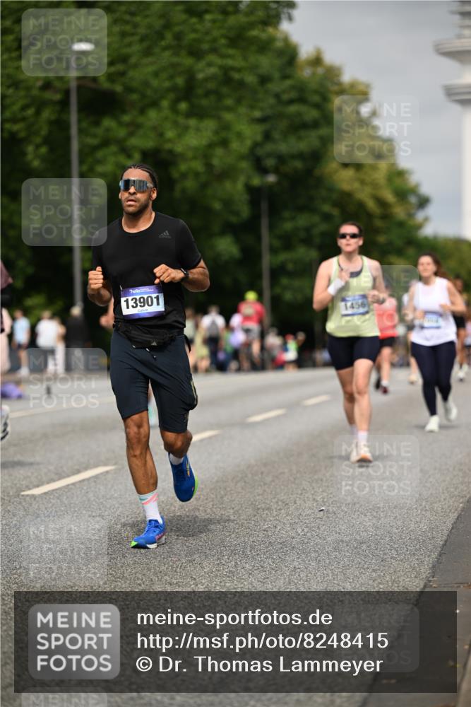 29.06.2025 - hella hamburg halbmarathon Dr. Thomas Lammeyer http://msf.ph/oto/8248415 29.06.2025 10:14:19 Kennedybrücke 1052, 1186, 1456, 1483, 1513, 4389, 7058, 7250, 7685, 8090, 8685, 9150, 9681, 9816, 9988, 11180 meine-sportfotos.de