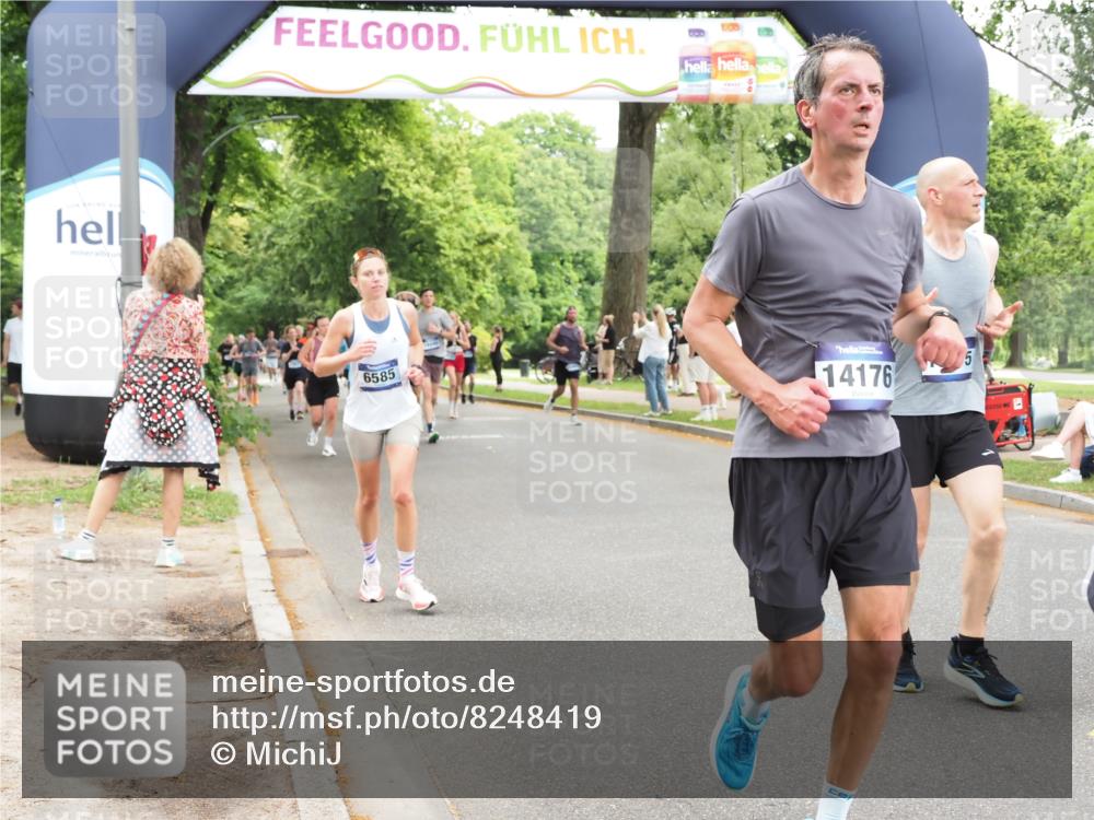 29.06.2025 - hella hamburg halbmarathon MichiJ http://msf.ph/oto/8248419 29.06.2025 10:51:28 Zwischen KM18-KM19 1194, 1702, 1992, 2298, 2782, 2979, 4542, 5396, 6585, 6907, 6908, 7081, 8520, 8561, 8810, 9526, 14176, 15915, 18707, 19162 meine-sportfotos.de