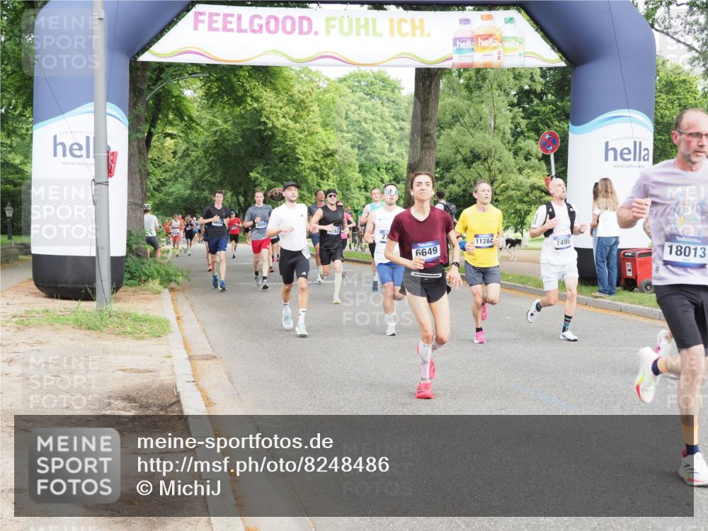 29.06.2025 - hella hamburg halbmarathon MichiJ http://msf.ph/oto/8248486 29.06.2025 10:28:40 Zwischen KM18-KM19 1358, 2573, 2714, 2972, 4565, 4888, 5752, 5803, 6649, 7495, 8370, 11284, 11714, 14077, 15015, 15421, 15689, 18013, 18979 meine-sportfotos.de