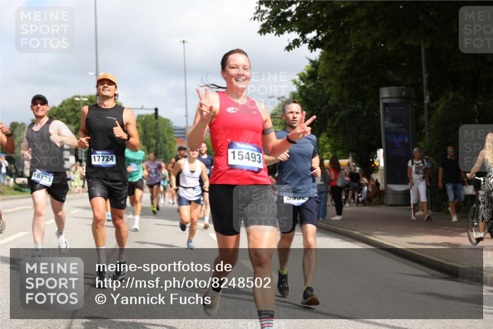 29.06.2025 - hella hamburg halbmarathon Yannick Fuchs http://msf.ph/oto/8248502 29.06.2025 10:35:20 20KM 1677, 1882, 1912, 2568, 2949, 3332, 4634, 4843, 4889, 5007, 5014, 5026, 5410, 5745, 6429, 6683, 7080, 7284, 7378, 8074, 8122, 8629, 8966, 9979, 10369, 10934, 10978, 11767, 11959, 12365, 13158, 13268, 13667, 14092, 14820, 15164, 15247, 15493, 15542, 15689, 16201, 16249, 16347, 16599, 17214, 17620, 17724, 17971, 18173, 18192, 18399 meine-sportfotos.de