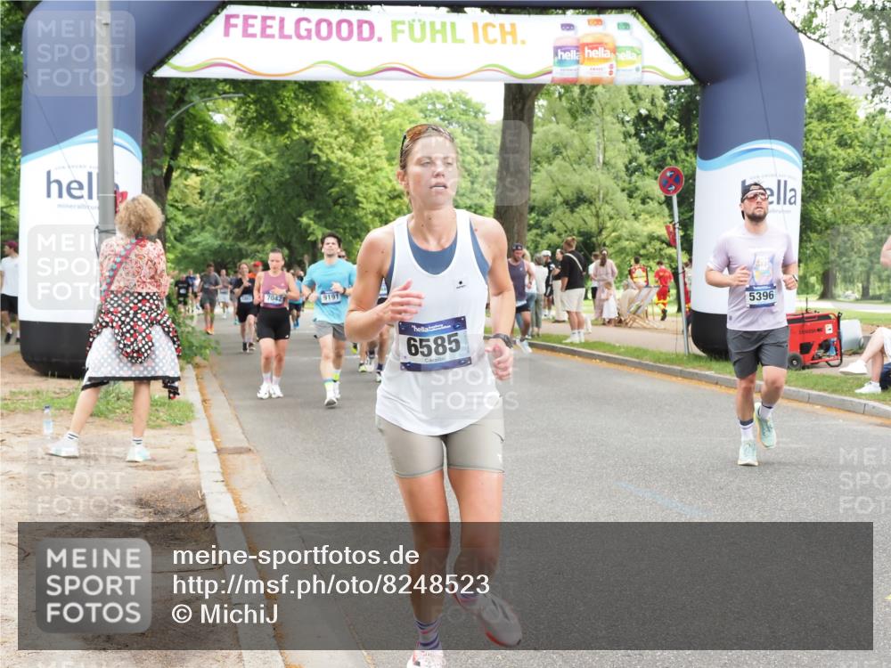 29.06.2025 - hella hamburg halbmarathon MichiJ http://msf.ph/oto/8248523 29.06.2025 10:51:30 Zwischen KM18-KM19 1702, 1992, 2298, 2782, 2979, 4542, 5396, 6585, 6907, 6908, 7042, 7081, 8520, 8810, 9526, 14176, 15915, 18440, 18707, 19162 meine-sportfotos.de