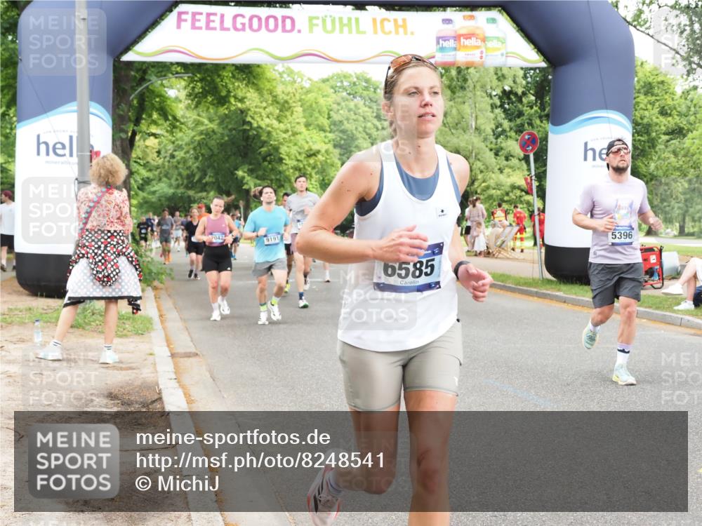 29.06.2025 - hella hamburg halbmarathon MichiJ http://msf.ph/oto/8248541 29.06.2025 10:51:30 Zwischen KM18-KM19 1702, 1992, 2298, 2782, 2979, 4542, 5396, 6585, 6907, 6908, 7042, 7081, 8520, 8810, 9526, 14176, 15915, 18440, 18707, 19162 meine-sportfotos.de