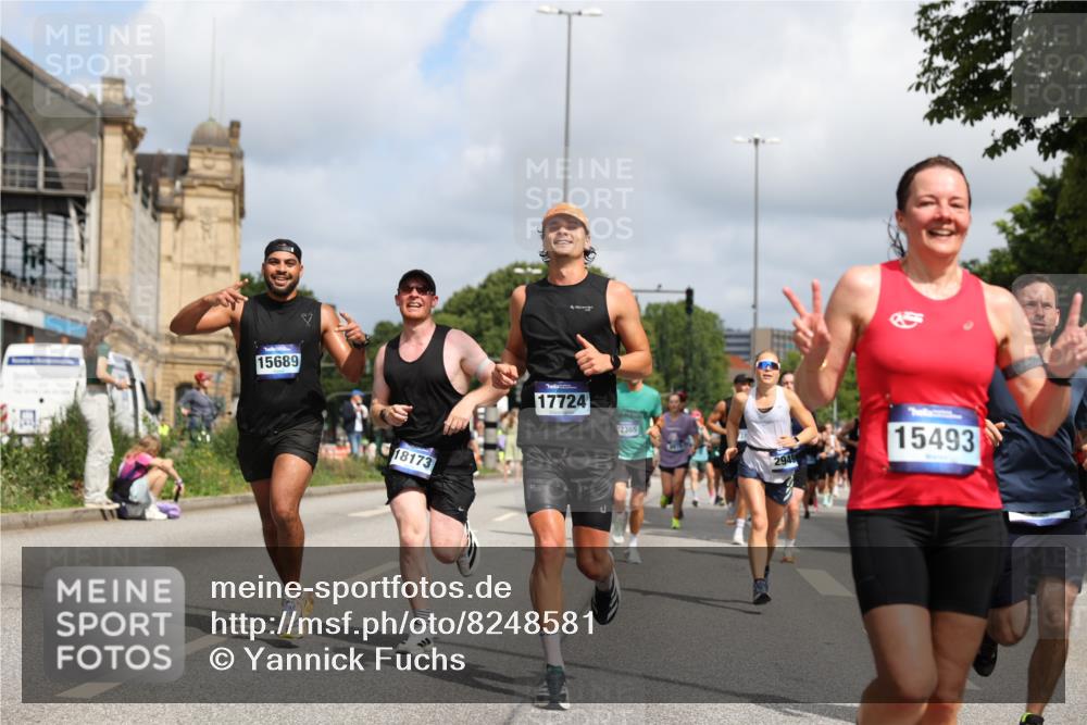 29.06.2025 - hella hamburg halbmarathon Yannick Fuchs http://msf.ph/oto/8248581 29.06.2025 10:35:20 20KM 1677, 1882, 1912, 2568, 2949, 3332, 4634, 4843, 4889, 5007, 5014, 5026, 5410, 5745, 6429, 6683, 7080, 7284, 7378, 8074, 8122, 8629, 8966, 9979, 10369, 10934, 10978, 11767, 11959, 12365, 13158, 13268, 13667, 14092, 14820, 15164, 15247, 15493, 15542, 15689, 16201, 16249, 16347, 16599, 17214, 17620, 17724, 17971, 18173, 18192, 18399 meine-sportfotos.de