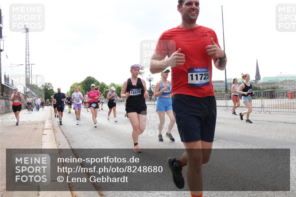 29.06.2025 - hella hamburg halbmarathon Lena Gebhardt http://msf.ph/oto/8248680 29.06.2025 10:45:35 Lombardsbrücke 1033, 1060, 1085, 1100, 1104, 1421, 1426, 1555, 1685, 1713, 1798, 1854, 1983, 2008, 2216, 2217, 2522, 2550, 2657, 2664, 2917, 2965, 2973, 3160, 3164, 3357, 3377, 3879, 3993, 4099, 4102, 4104, 4186, 4224, 4306, 4317, 4337, 4388, 4504, 4820, 4851, 5044, 5099, 5108, 5339, 5635, 5636, 5949, 6133, 6150, 6509, 6623, 6763, 6788, 6911, 6922, 6980, 7268, 7283, 7356, 7530, 7541, 7859, 8594, 8605, 8745, 8762, 9620, 10030, 10182, 10225, 10327, 10329, 10367, 10511, 11314 meine-sportfotos.de