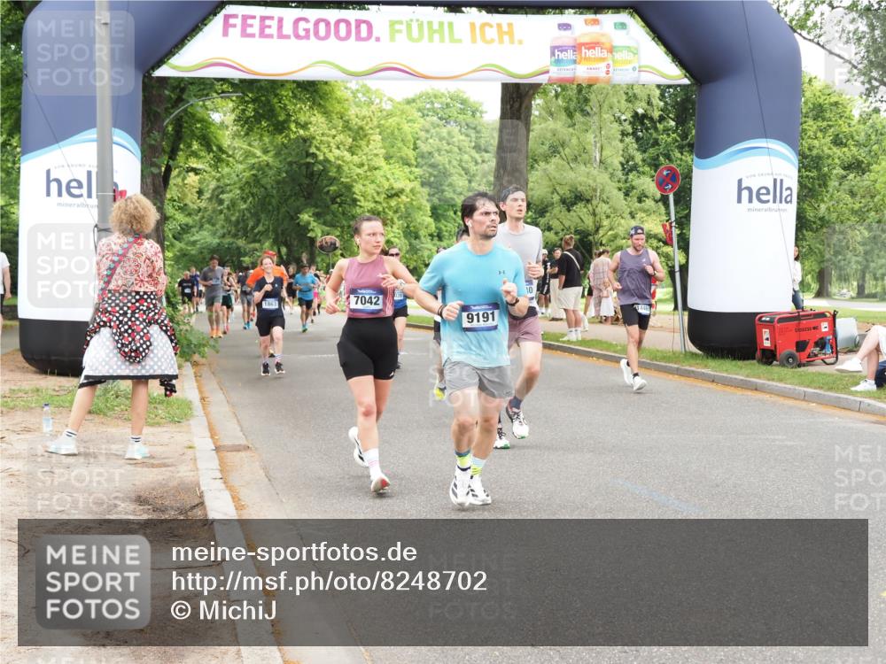 29.06.2025 - hella hamburg halbmarathon MichiJ http://msf.ph/oto/8248702 29.06.2025 10:51:32 Zwischen KM18-KM19 1863, 2298, 2782, 5396, 6585, 6907, 6908, 7042, 9191, 9526, 14176, 14465, 15915, 18440, 18707, 19162 meine-sportfotos.de