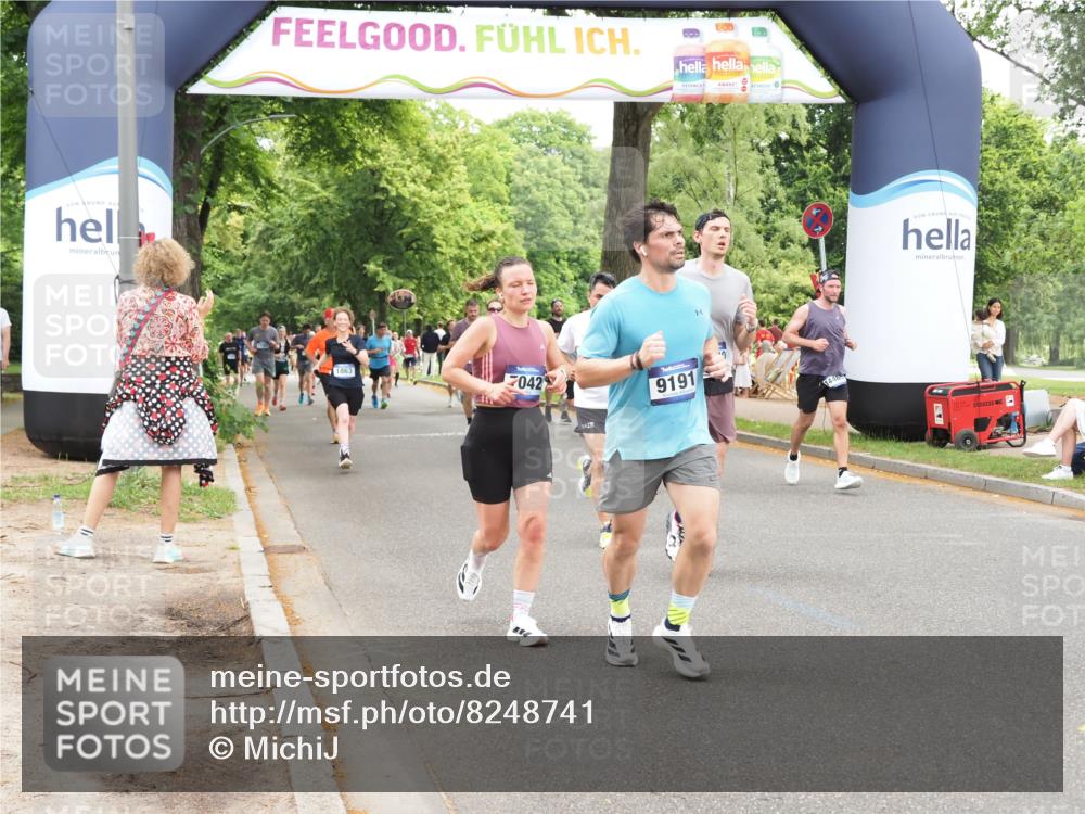 29.06.2025 - hella hamburg halbmarathon MichiJ http://msf.ph/oto/8248741 29.06.2025 10:51:32 Zwischen KM18-KM19 1863, 2298, 2782, 5396, 6585, 6907, 6908, 7042, 9191, 9526, 14176, 14465, 15915, 18440, 18707, 19162 meine-sportfotos.de
