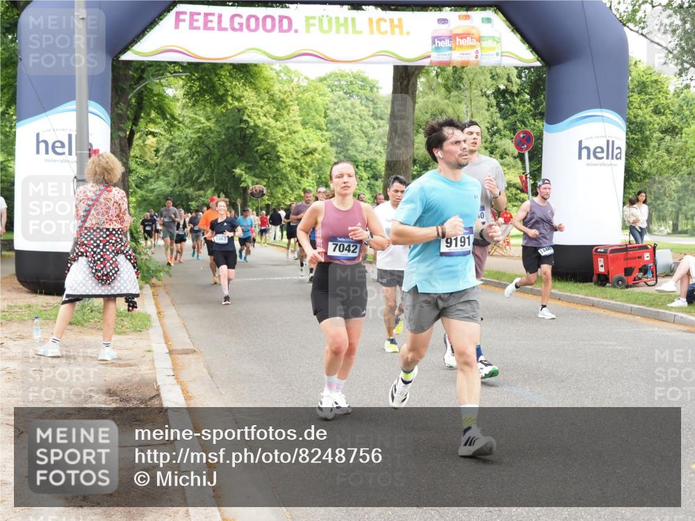 29.06.2025 - hella hamburg halbmarathon MichiJ http://msf.ph/oto/8248756 29.06.2025 10:51:32 Zwischen KM18-KM19 1863, 2298, 2782, 5396, 6585, 6907, 6908, 7042, 9191, 9526, 14176, 14465, 15915, 18440, 18707, 19162 meine-sportfotos.de