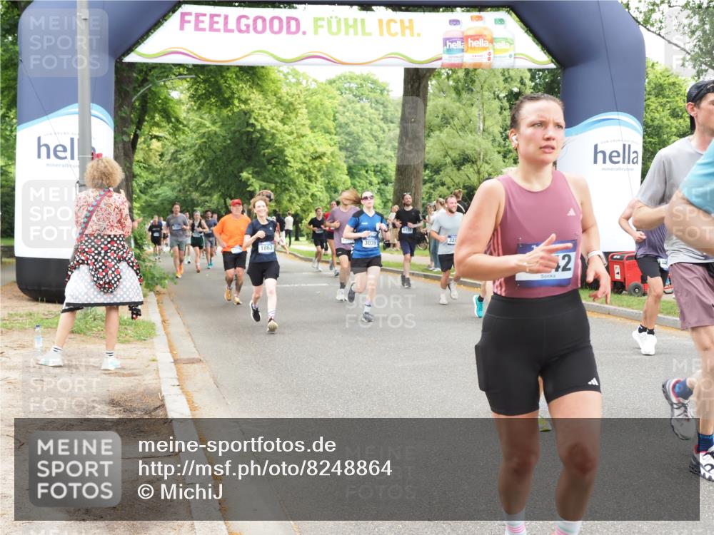 29.06.2025 - hella hamburg halbmarathon MichiJ http://msf.ph/oto/8248864 29.06.2025 10:51:33 Zwischen KM18-KM19 1863, 2298, 2782, 3039, 5396, 6585, 7042, 9191, 9526, 13542, 14465, 15137, 15915, 18395, 18440 meine-sportfotos.de