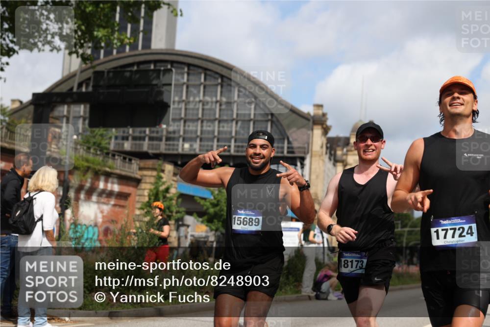 29.06.2025 - hella hamburg halbmarathon Yannick Fuchs http://msf.ph/oto/8248903 29.06.2025 10:35:21 20KM 1677, 1882, 1912, 2568, 2949, 3332, 4634, 4843, 4889, 5007, 5014, 5026, 5410, 5745, 6429, 6683, 7080, 7284, 7378, 8074, 8122, 8629, 8966, 9358, 9979, 10369, 10934, 10978, 11767, 11959, 12365, 13158, 13268, 13667, 14092, 14820, 15164, 15247, 15493, 15542, 15689, 16201, 16249, 16347, 16599, 17214, 17620, 17724, 17971, 18173, 18192, 18399 meine-sportfotos.de