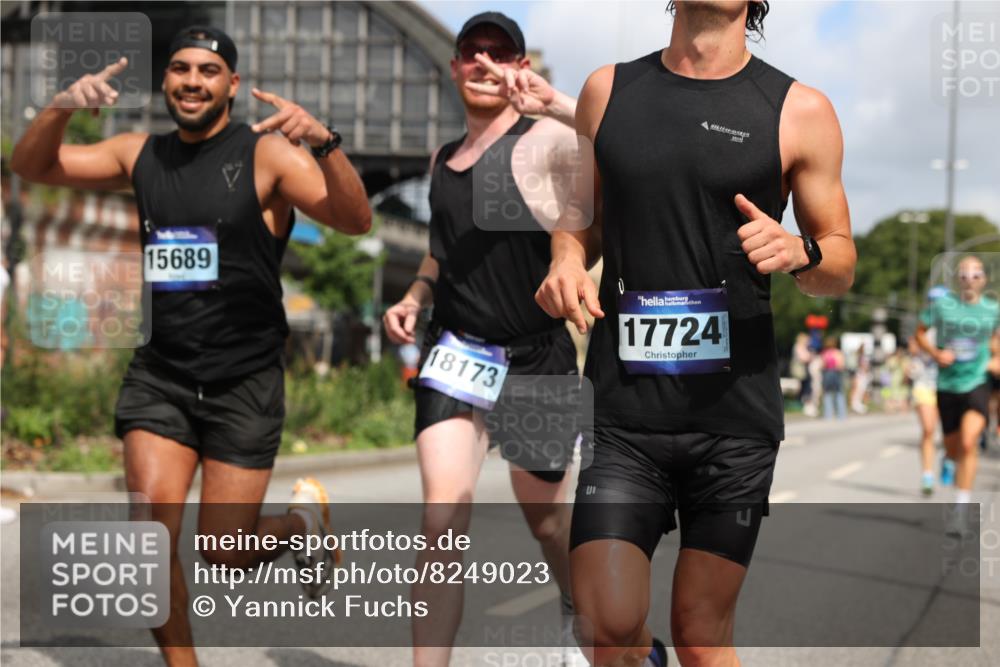 29.06.2025 - hella hamburg halbmarathon Yannick Fuchs http://msf.ph/oto/8249023 29.06.2025 10:35:21 20KM 1677, 1882, 1912, 2568, 2949, 3332, 4634, 4843, 4889, 5007, 5014, 5026, 5410, 5745, 6429, 6683, 7080, 7284, 7378, 8074, 8122, 8629, 8966, 9358, 9979, 10369, 10934, 10978, 11767, 11959, 12365, 13158, 13268, 13667, 14092, 14820, 15164, 15247, 15493, 15542, 15689, 16201, 16249, 16347, 16599, 17214, 17620, 17724, 17971, 18173, 18192, 18399 meine-sportfotos.de