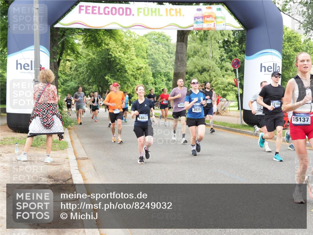 29.06.2025 - hella hamburg halbmarathon MichiJ http://msf.ph/oto/8249032 29.06.2025 10:51:34 Zwischen KM18-KM19 1863, 3039, 3182, 3248, 5396, 7042, 9191, 9526, 13542, 14465, 15137, 17763, 18395, 18440 meine-sportfotos.de
