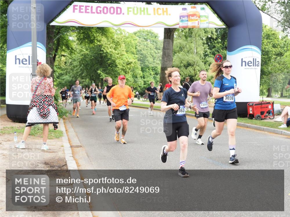 29.06.2025 - hella hamburg halbmarathon MichiJ http://msf.ph/oto/8249069 29.06.2025 10:51:35 Zwischen KM18-KM19 1863, 3039, 3182, 3248, 5396, 6100, 7042, 9191, 9526, 13542, 14465, 15137, 17763, 18395, 18440 meine-sportfotos.de