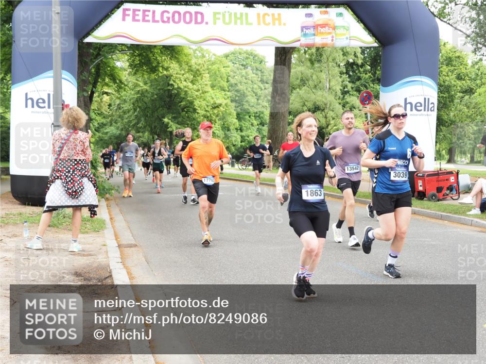 29.06.2025 - hella hamburg halbmarathon MichiJ http://msf.ph/oto/8249086 29.06.2025 10:51:35 Zwischen KM18-KM19 1863, 3039, 3182, 3248, 5396, 6100, 7042, 9191, 9526, 13542, 14465, 15137, 17763, 18395, 18440 meine-sportfotos.de